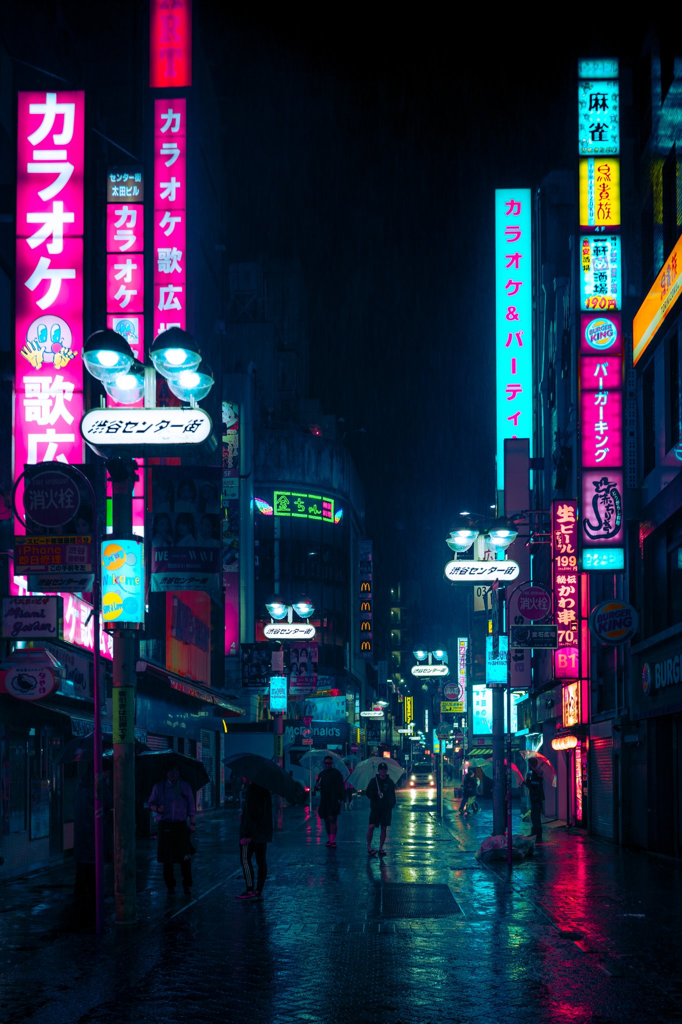 Jiyugaoka night street — red moody minimal Tokyo street photography