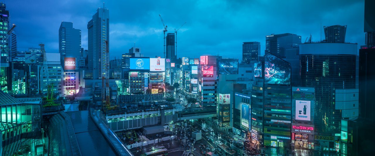 Shibuya night photography — neon streets Tokyo