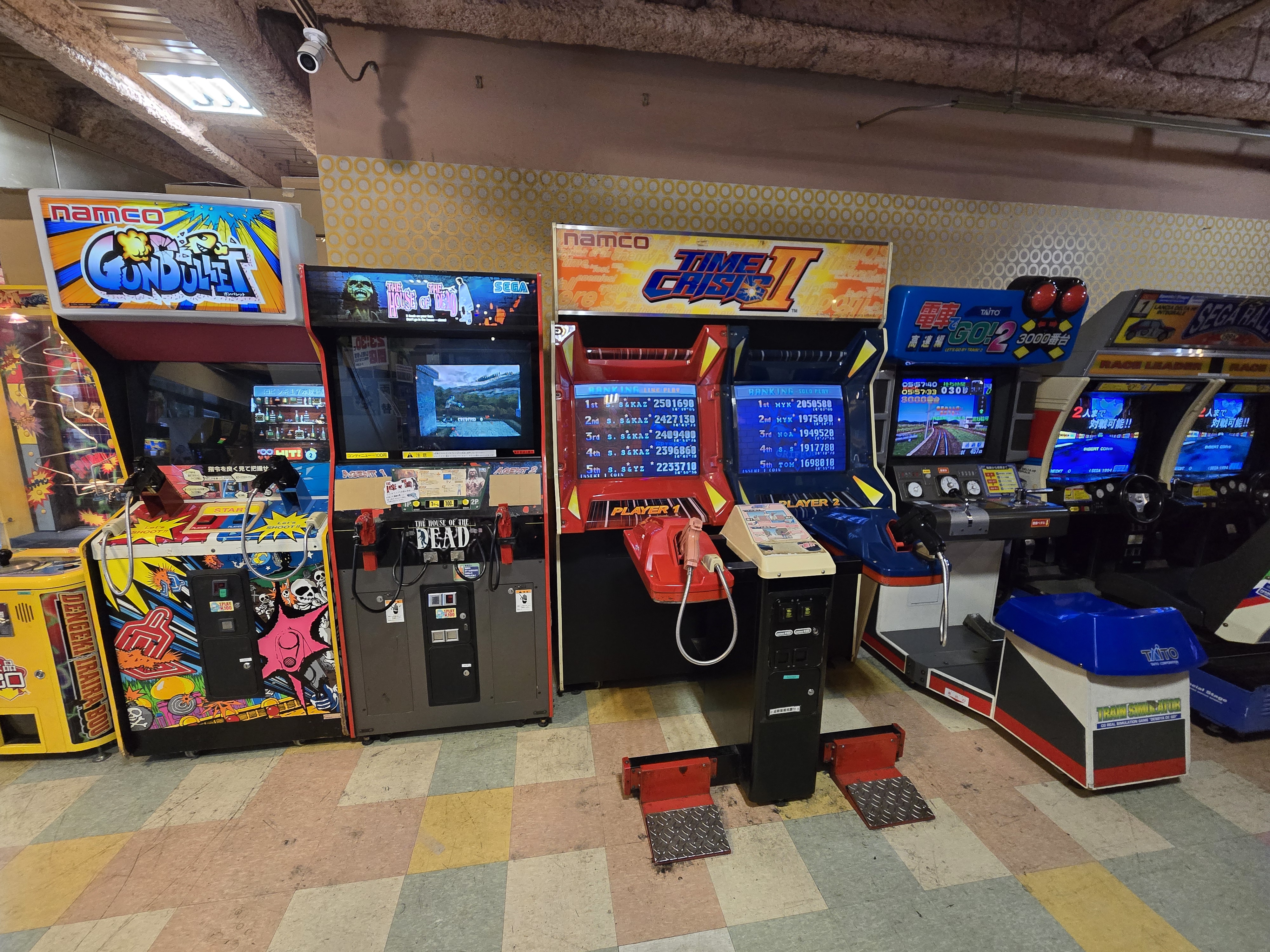 Namco Gondole, House of the Dead, The Real Chase II row at Mikado Takadanobaba