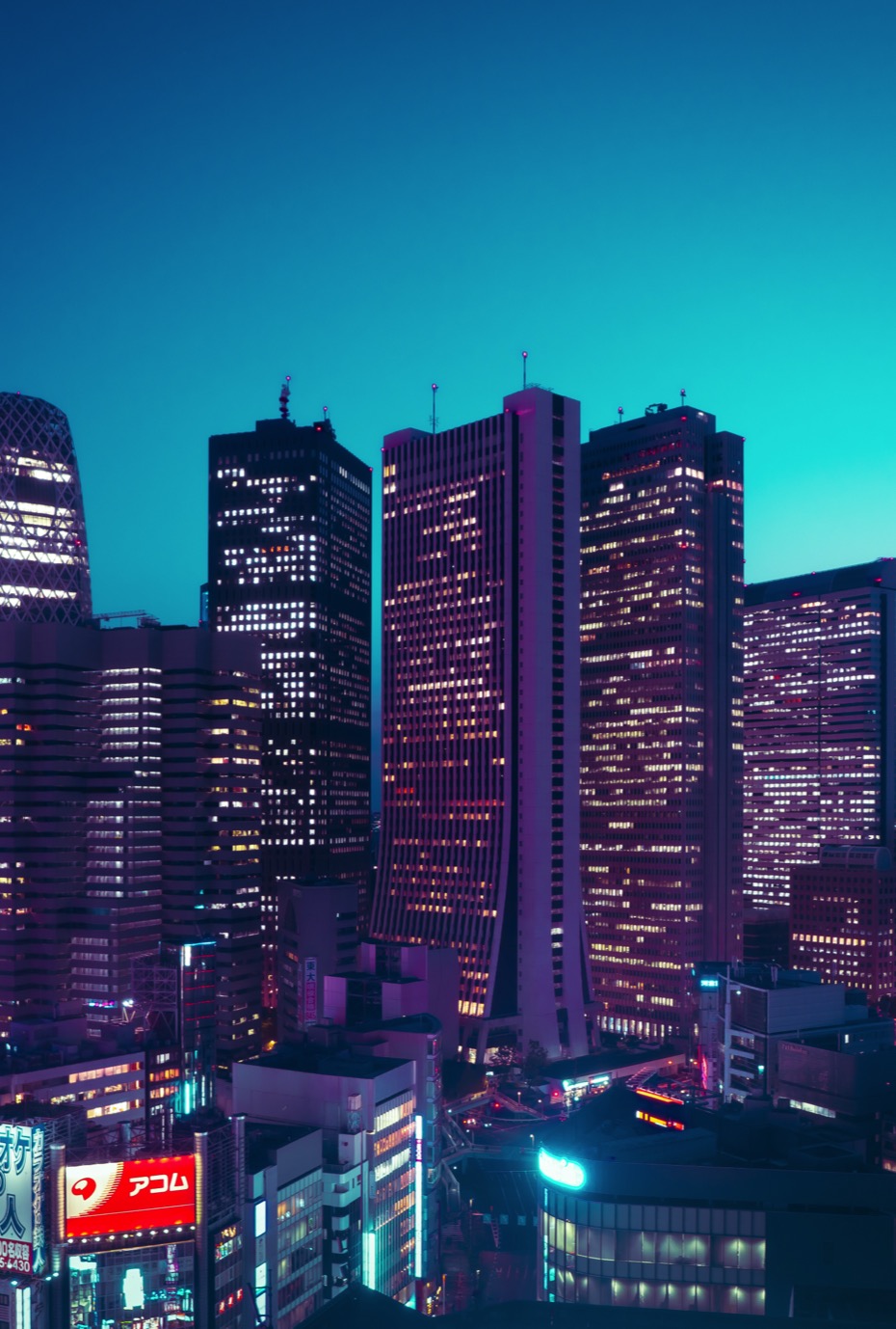 Tokyo night photography — Shinjuku skyline blue hour teal neon